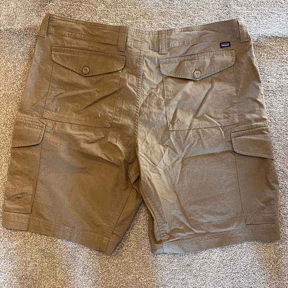 Mens Patagonia 9” Outdoor Cargo Shorts Size 38 NWOT - Picture 2 of 8